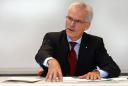 061003_06